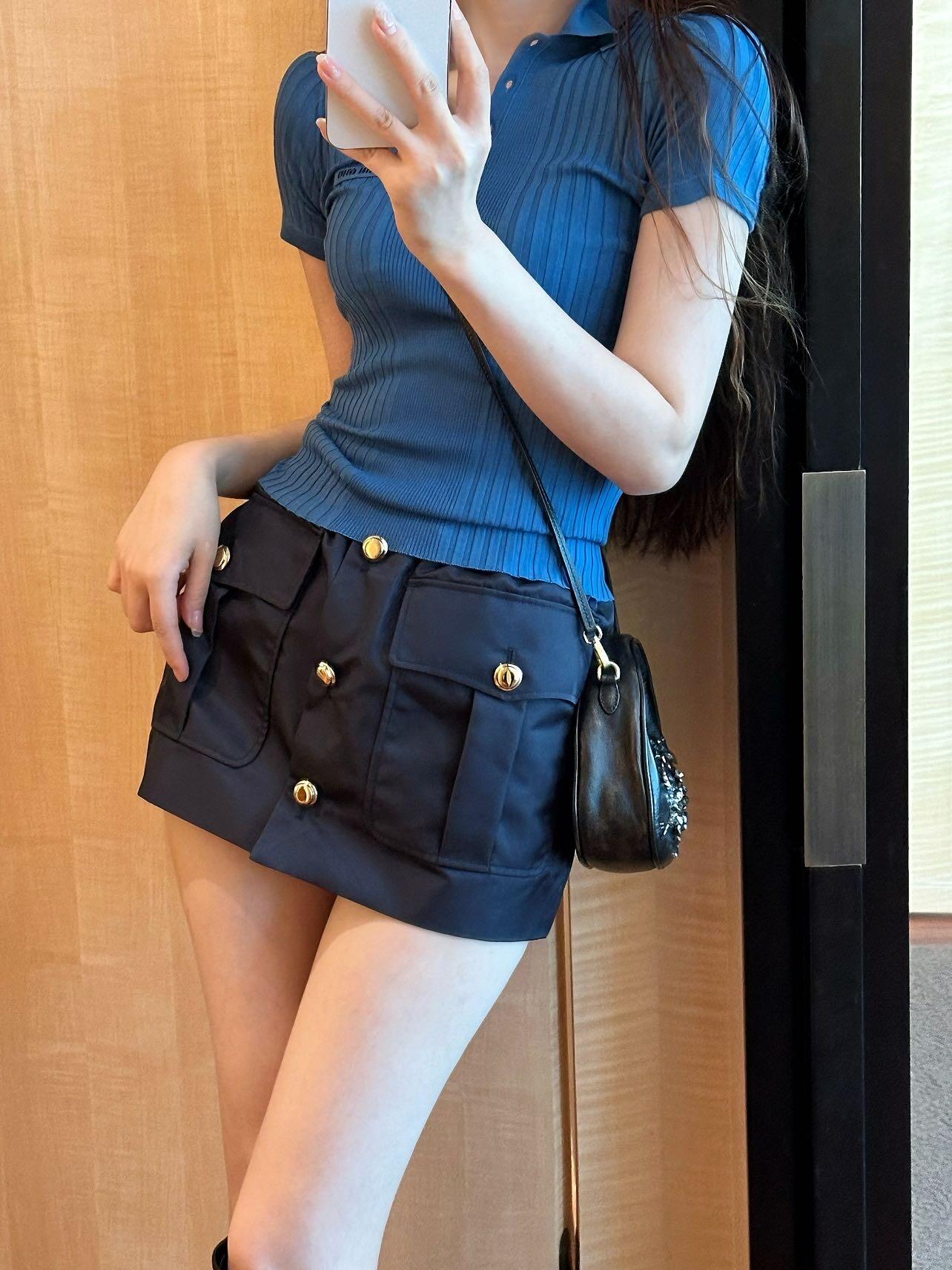 Women's short sleeves